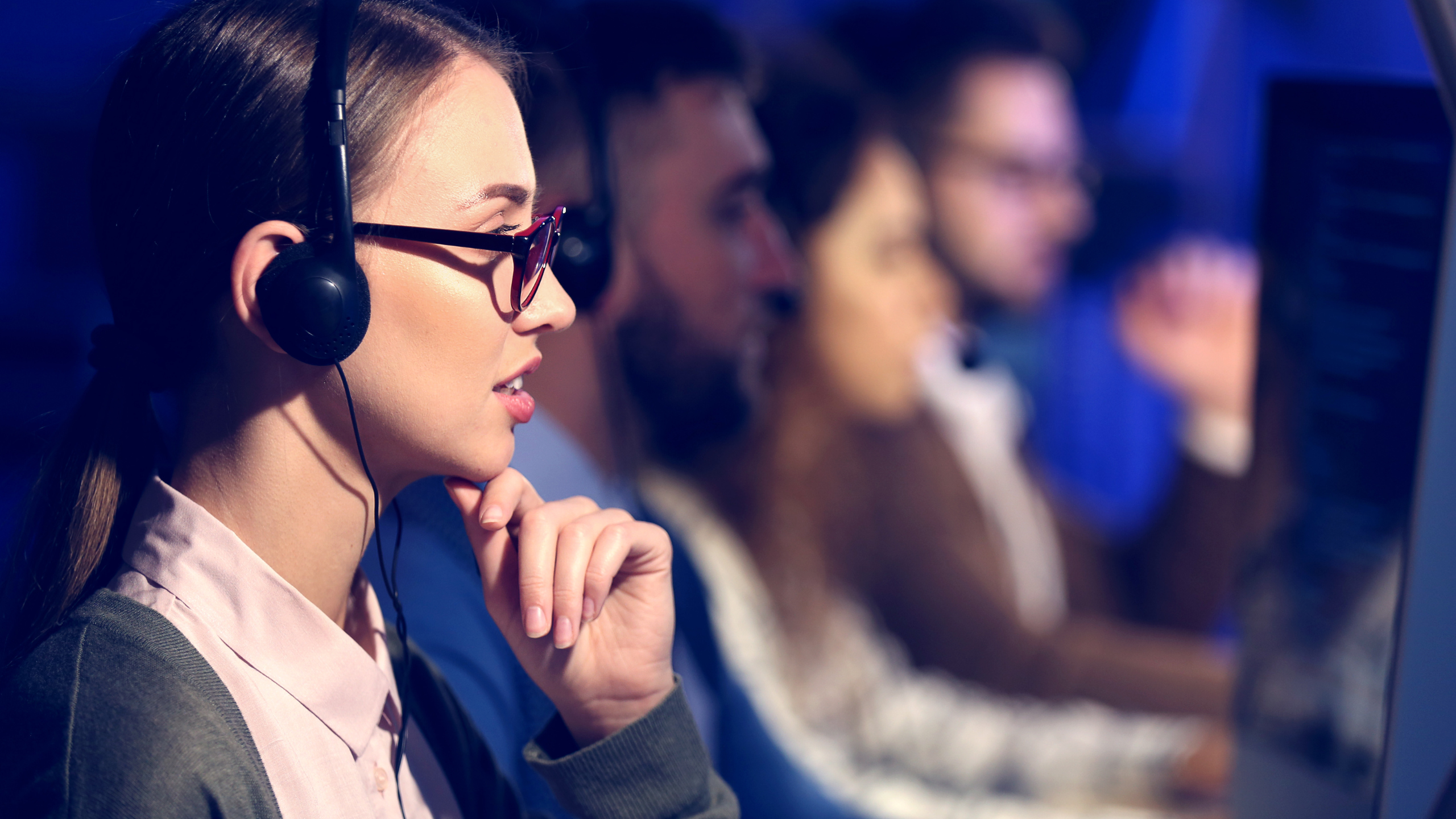 Who Needs Answering Services – List Of The Most Popular Niches