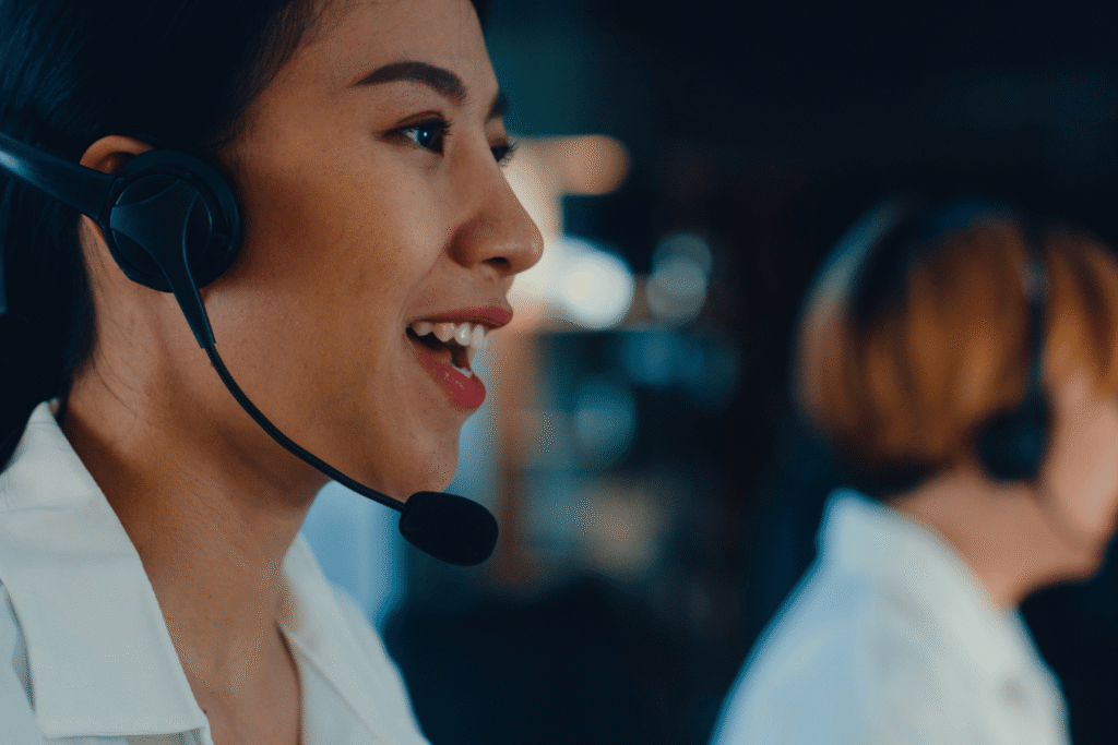 Contractor Call Answering Best Practices: High-Converting Scripts That Actually Book Jobs